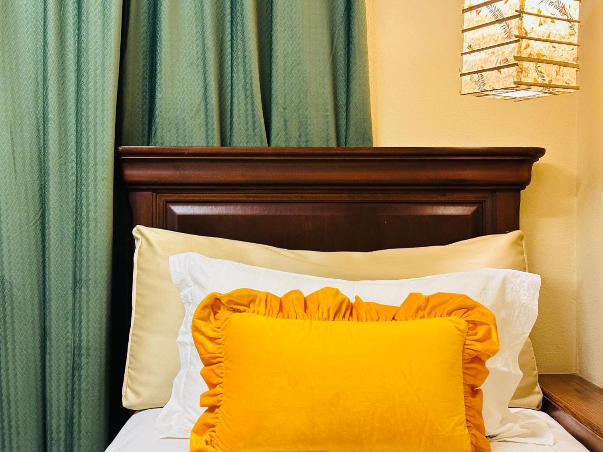 Hotel Darwin Kathmandu Bagian luar foto